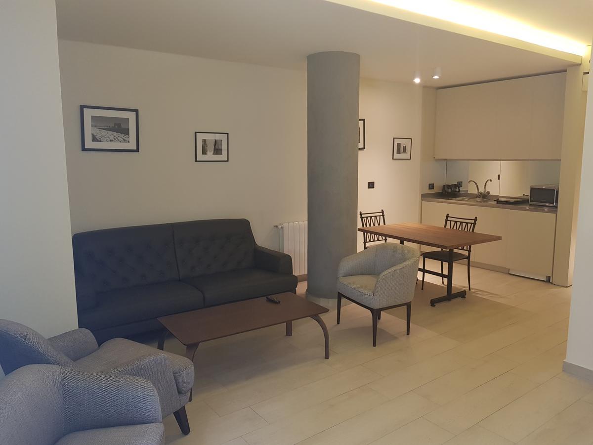 Le Pave Residences Bayt al Kuku Extérieur photo